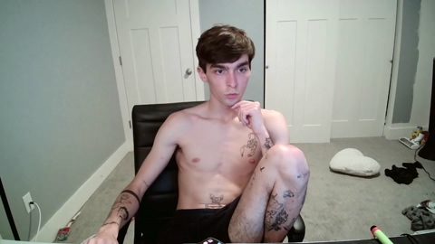 straightwhiteboy21  17-06-2022